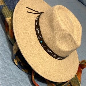 Frye Tan Hat with Black and White Band